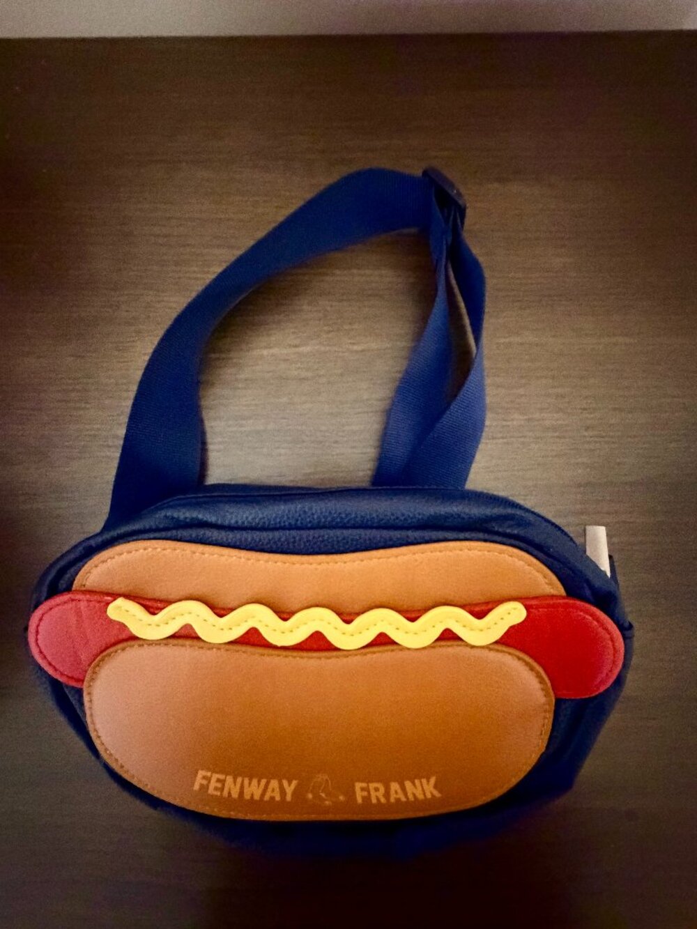 Boston Red Sox Fenway Frank Hot Dog Fanny Pack Belt Bag Limited Edition - Picture 2 of 6